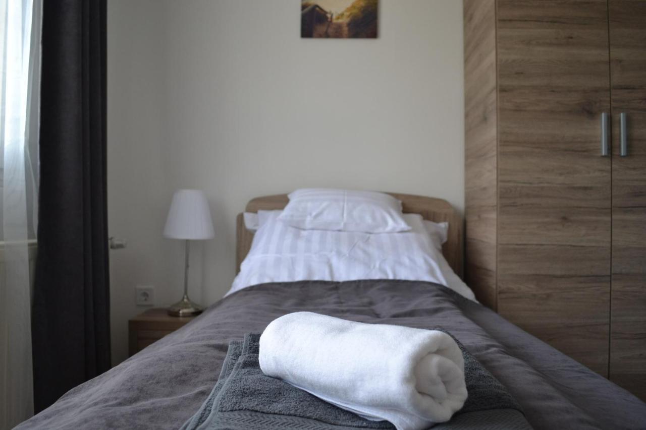 Fonix Design Rooms Debrecen Exterior foto