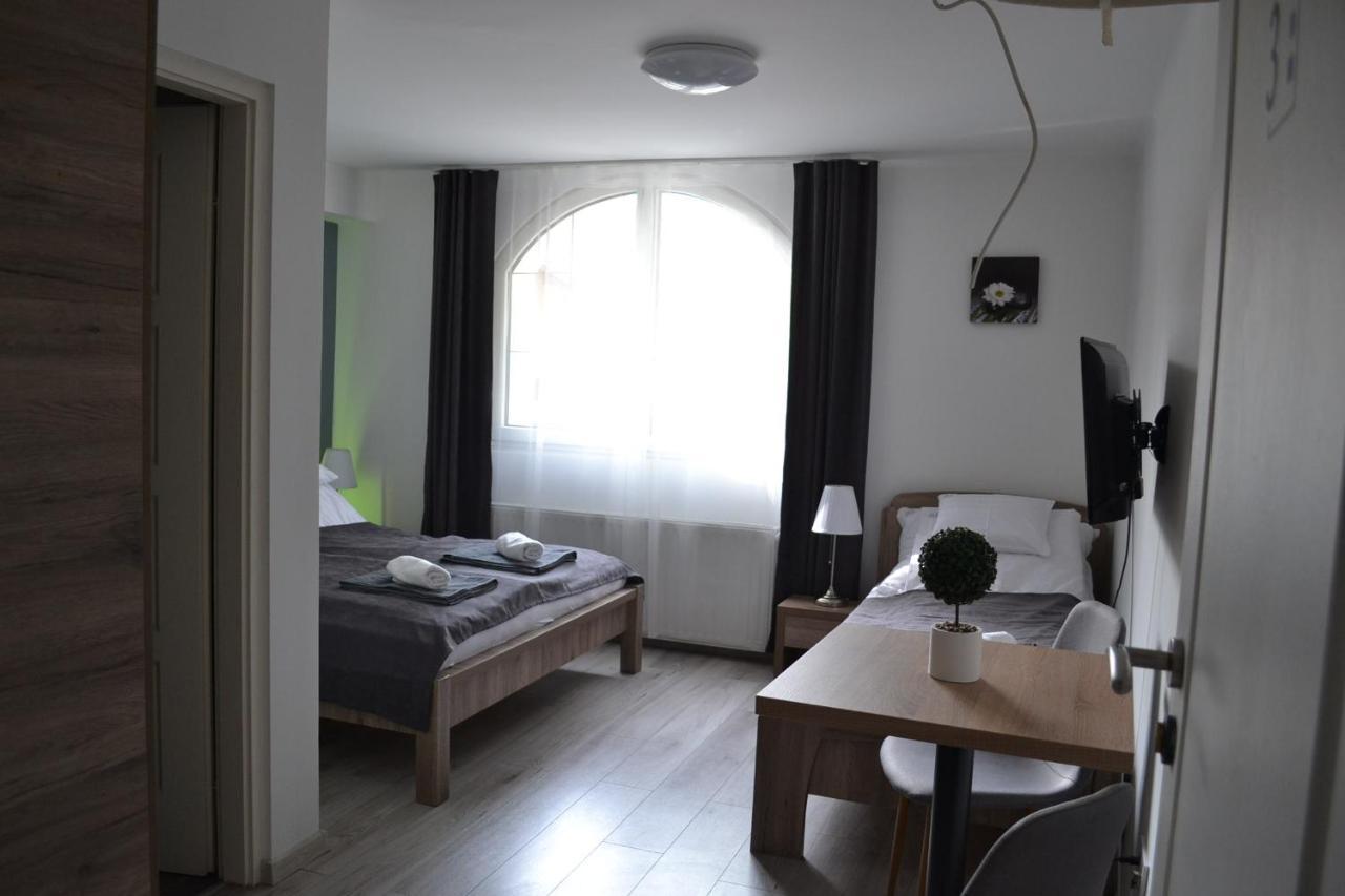 Fonix Design Rooms Debrecen Exterior foto